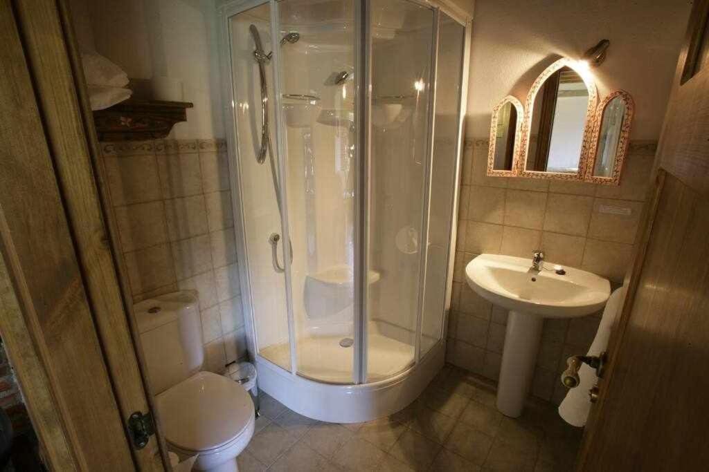 Apartamento Rural El Labrador Es Un Comodo Y Acogedor Apartamento Cabezas Bajas Eksteriør billede
